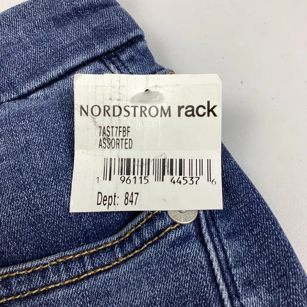 7 For All Mankind Skinny Jeans Size 27 Medium Wash New with Tag - Image 3