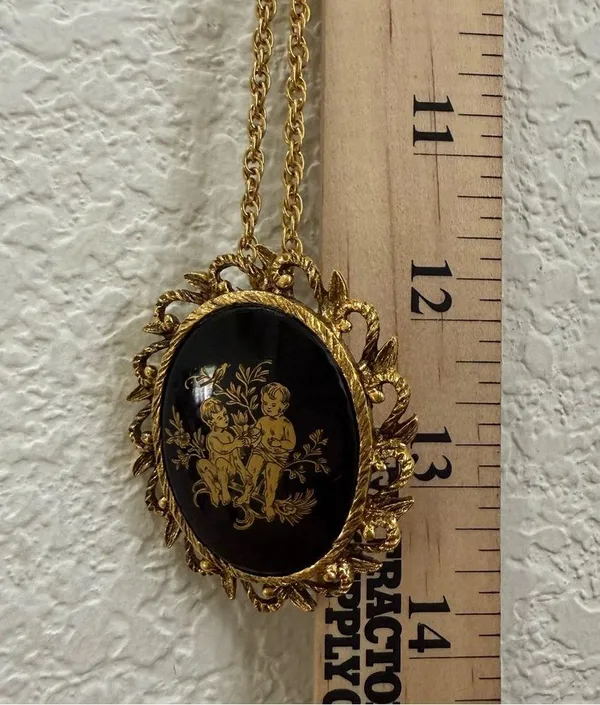 Vintage Unsigned Victorian Revival Cherubs Gemini Zodiac Cameo Pendant Necklace - Image 12