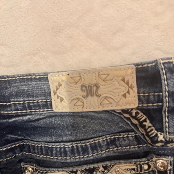 Miss Me Jeans, Women's Size 32 Blue, Denim, Gems Back Pocket, Flared - Image 15
