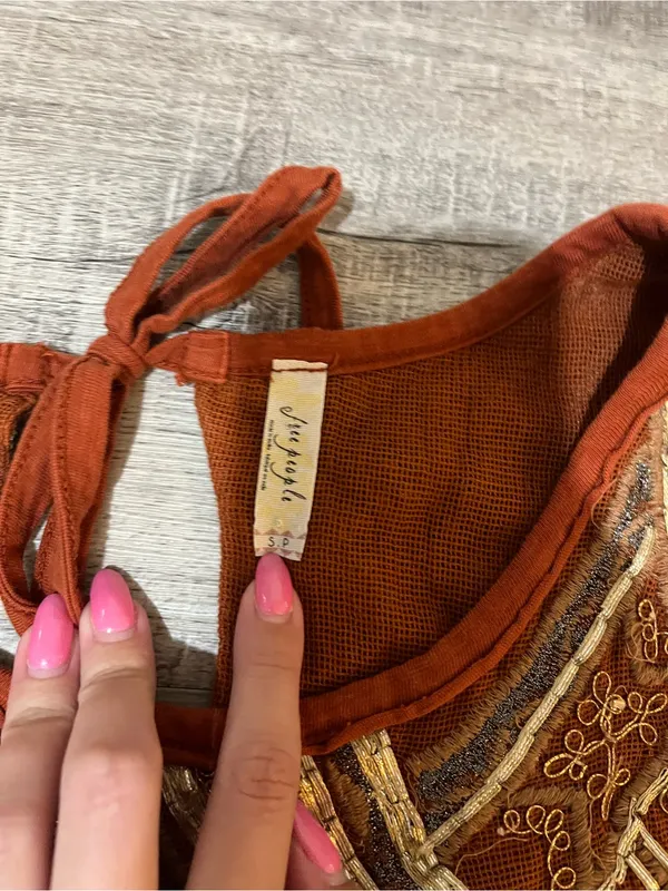 FREE PEOPLE Libertine Embroidered Open Back Tank in Rust - Image 5