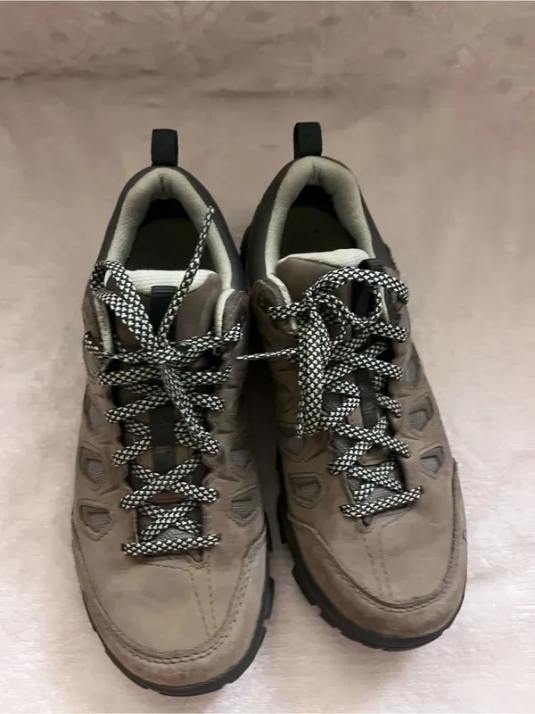 Women’s Oboz Sawtooth X Low B-DRY hiking size 7 - Image 5