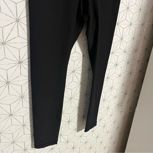 Athleta Elation Rib Tight Black - Image 3