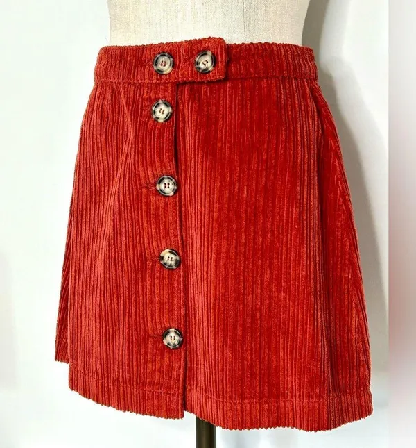 Urban Outfitters BDG Jumbo Corduroy Button-Down Mini Skirt in Red Rust sz Small - Image 5