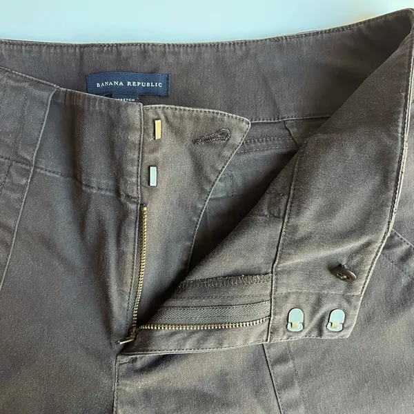 Banana Republic• brown stretch wide leg ankle•sz 8 - Image 3