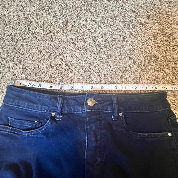 Croft & Barrow‎ Women's Dark Wash Denim Cropped Wide Leg Jeans Size 8 - Image 4