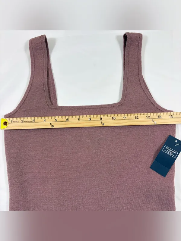 NWT Abercrombie & Fitch Soft AF Cropped Tank Soft Pink Casual Women's Size M - Image 2