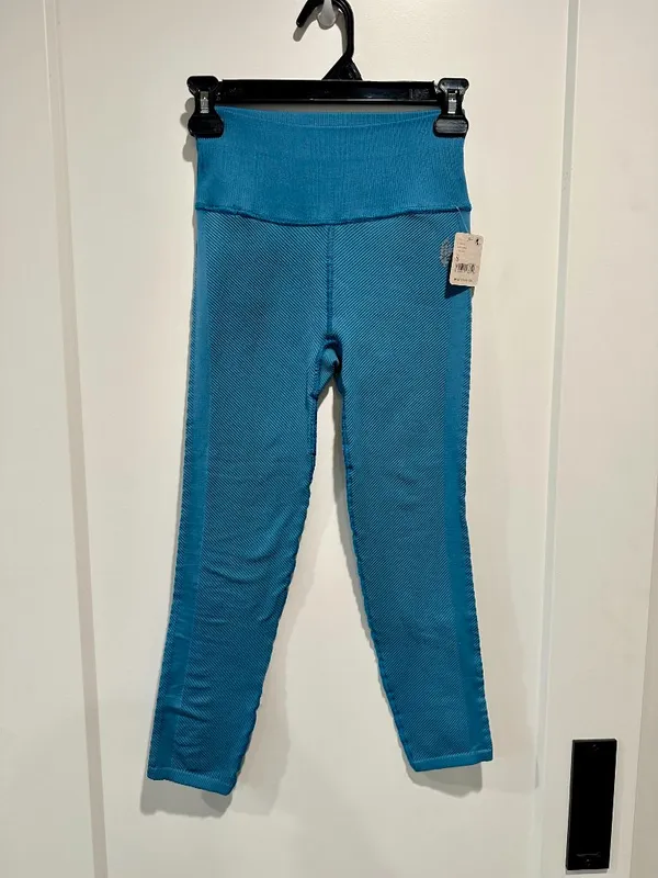 NWT FP Movement Free Throw Ribbed Leggings Blue S Flaw - Image 2