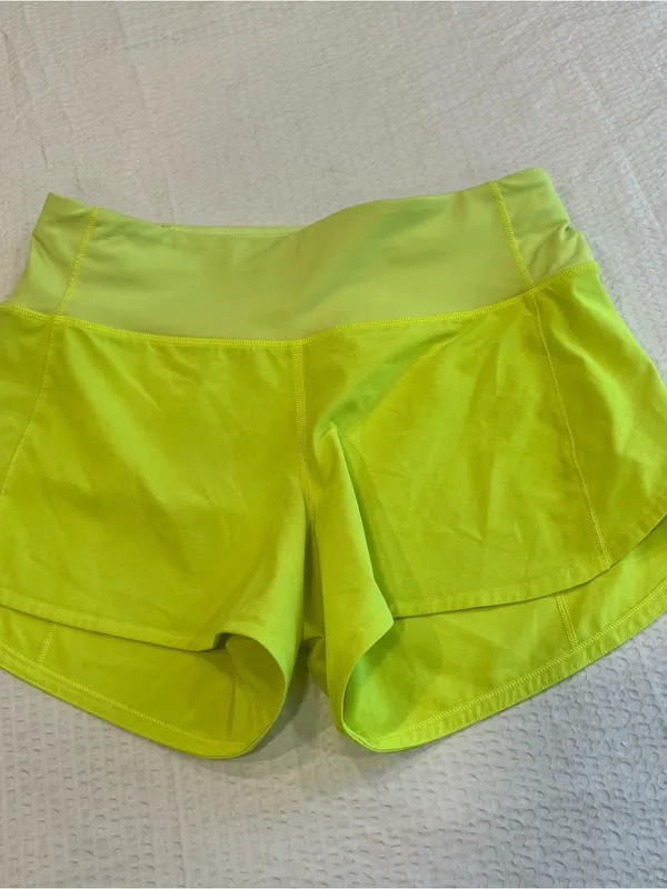 Lululemon Speed Up shorts neon yellow 4 women - Image 4