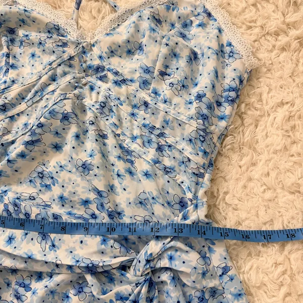 PrettyLittleThing FLORAL PRINT LACE UP BACK TWIST DETAIL MIDI DRESS Size 12 - Image 10