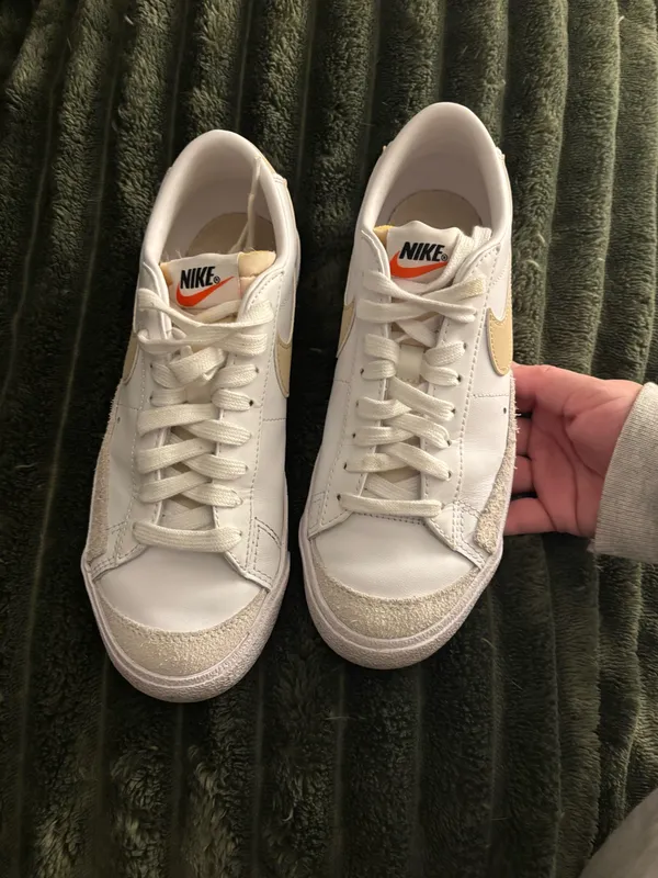 Nike Blazer Low - Image 2