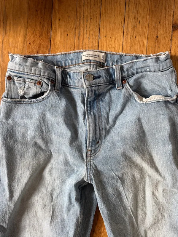 Abercrombie & Fitch Light Blue Relaxed distressed Straight mom Jeans 10 - Image 2