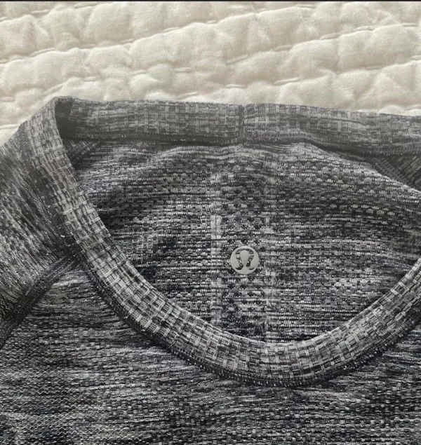 Lululemon Swiftly Tech Long Sleeve - Image 4