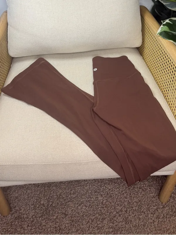 Lululemon Align High-Rise Mini Flare Pant 32" Size 4 - Image 3