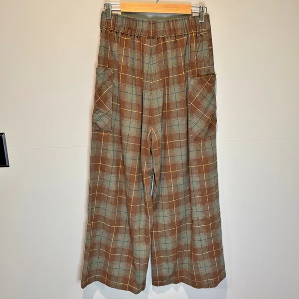 Blakeley Brown Plaid Cropped Wide Leg Cargo Pant - size Small/Medium - Image 4