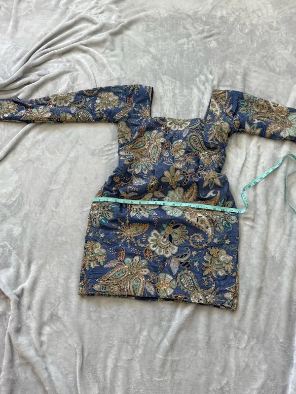 Blue Embroidered Kameez / Kurti Size XS - Image 3