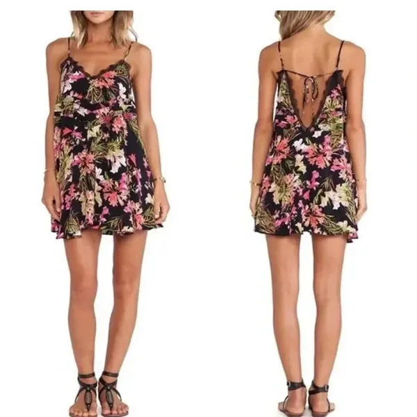 🌸 Lovers +‎ Friends Bahia Babydoll Dress Sz S Black Floral V-Back Lace Trim 🌸 - Image 2