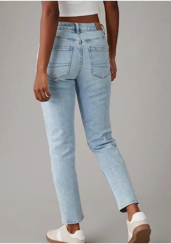 Outfitters Moms Jeans - Image 2