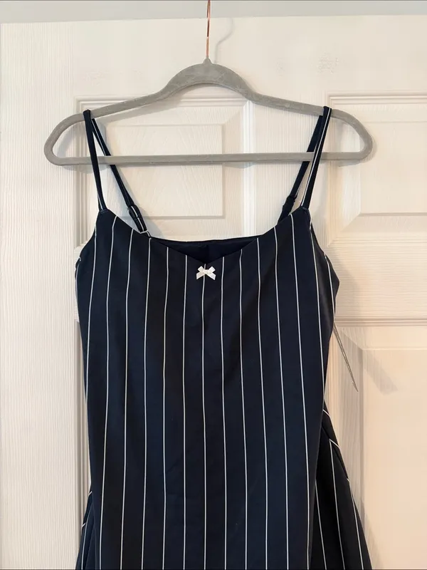 Gilly Hicks Navy Pinstripe Dress with White Stripes with shorts under it size L - Image 2