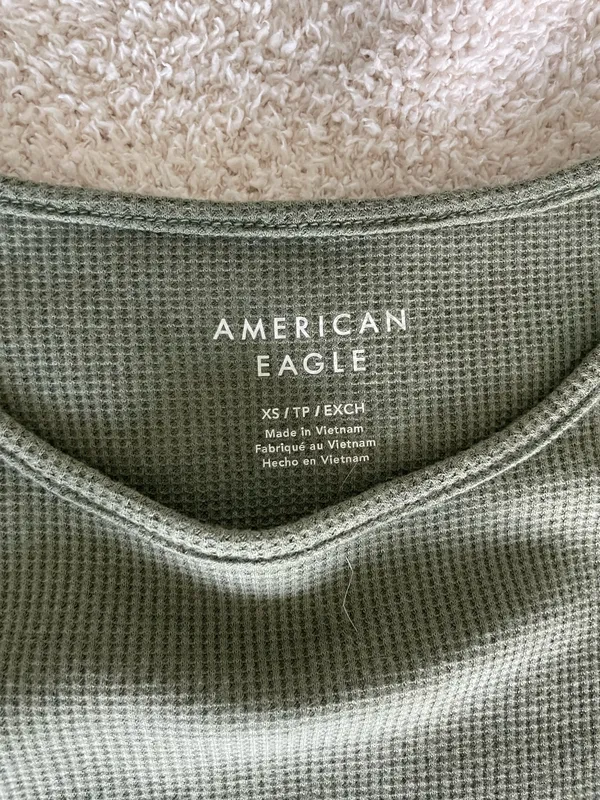 American Eagle Green Tee - Image 3