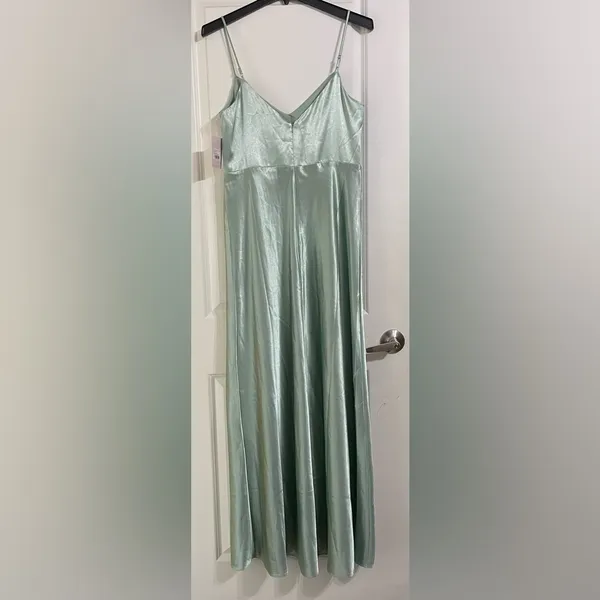 NWT Birdy Grey Jay Shiny Satin Dress In Sage Size XL - Image 9