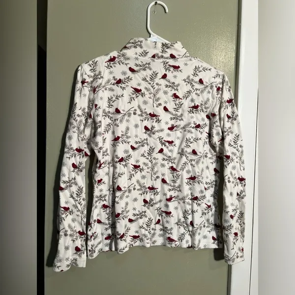 Croft & Barrow Women's Size Medium Mock Neck Long Sleeve T-Shirt White Cardinal - Image 4