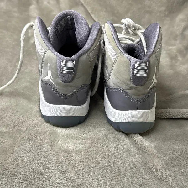 Nike Air Jordan 11 XI Retro PS Cool Grey Youth Basketball Sneakers 1.5Y - Image 3
