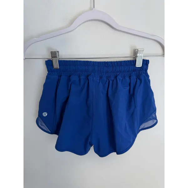 Lululemon Hotty Hot Short II 2.5" size 4 - Image 4
