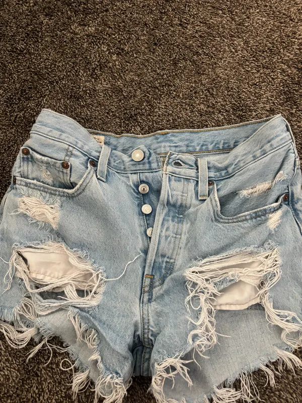 Levi’s Jean Shorts 501 - Image 5