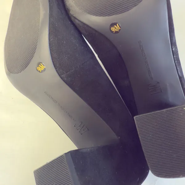International Concepts Faux Suede Blocks Heels NWT - Image 9