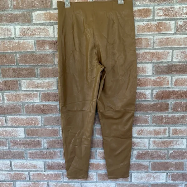 NWT Abercrombie & Fitch Vegan Leather High Rise Side Zip Skinny Pants Large Tan - Image 4