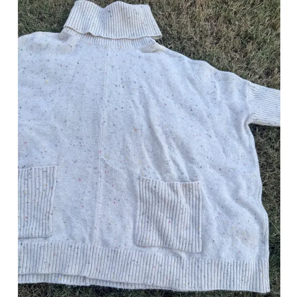 LOFT Cream Confetti Fleck Oversize Turtleneck Sweater Pockets M Relaxed Everyday - Image 2