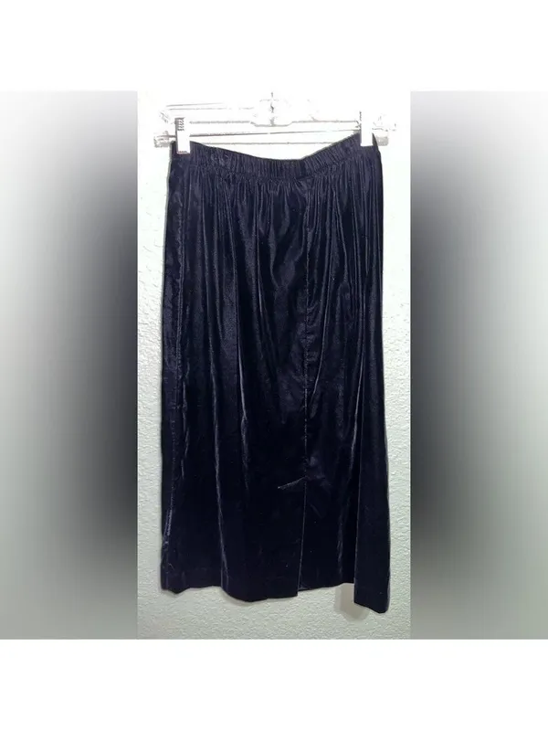 Vintage Black Velvet Skirt Union Made Modest 90s 80s - Image 3
