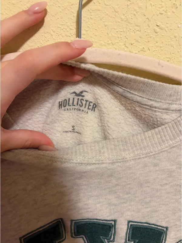 Hollister Sweater - Image 2
