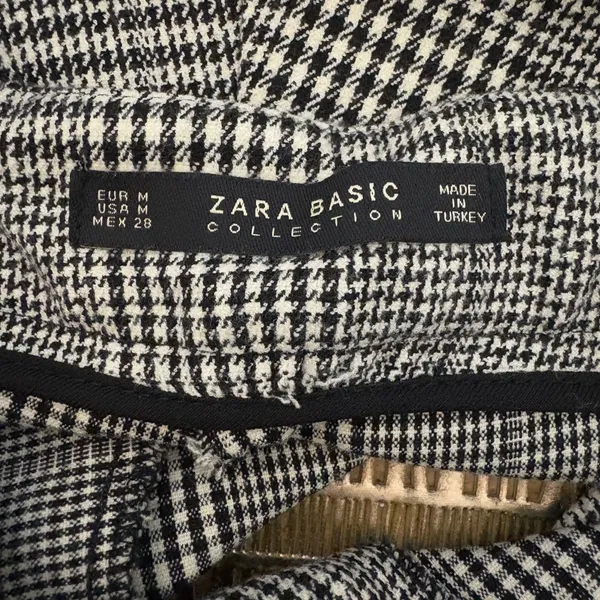 Zara Basic‎ Collection Womens Ruffle Shorts Black/White Print Size Medium - Image 6