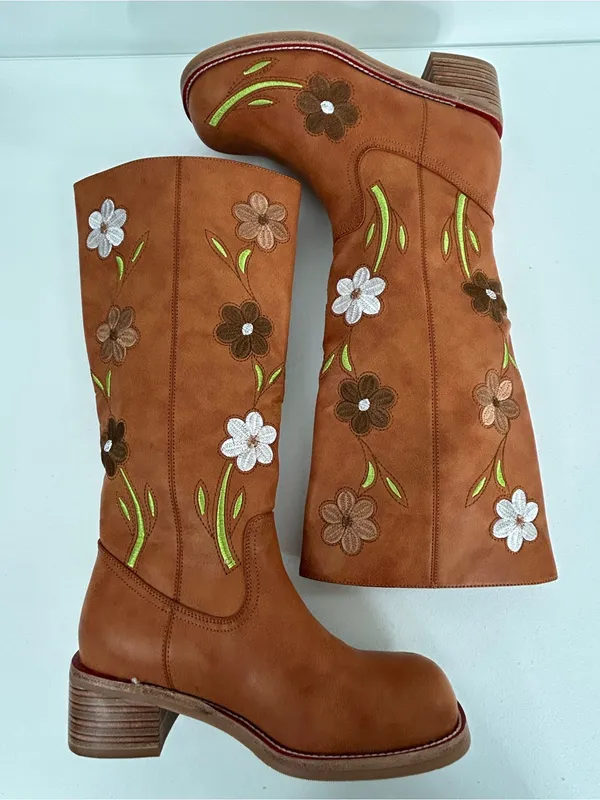 VBDB Brown Floral Embroidered Women’s Knee High Boots Size 9 NIB - Image 6