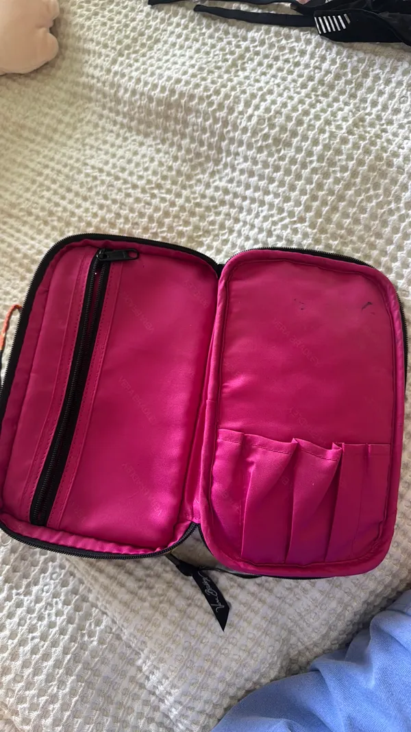 Vera Bradley travel case - Image 4