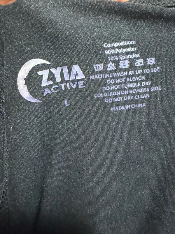 ZYIA Active Effortless Tank in Black - Image 2