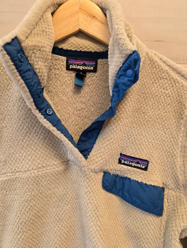 {S} Patagonia Women's Re-Tool Snap-T Pullover Cream Blue - Image 3