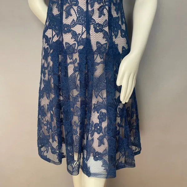 Adrianna Papell Lace Dress Illusion Lace Fit‎ and Flare Short Sleeve Sz 6 Floral - Image 5