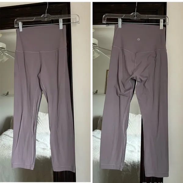 Lululemon Wunder Under Crop Leggings Size 4 - Image 2