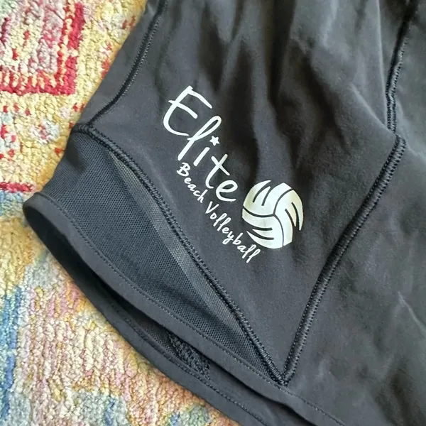Lululemon Hotty Hot Shorts - Image 3