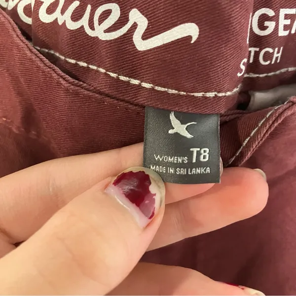 Eddie Bauer legendwash stretch‎ maroon shorts women's size 8 tall casual Bermuda - Image 7