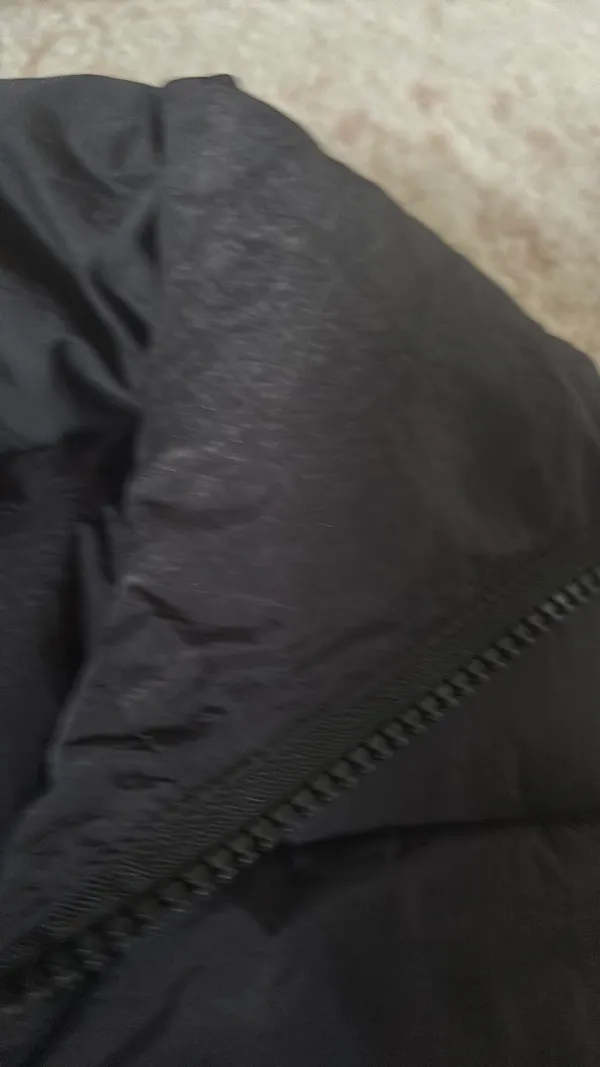 Amazon Cropped Puffer Vest - Image 4