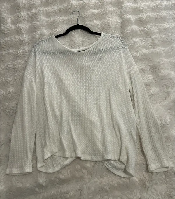 Material Girl Twist Knot White Sweater - Image 2
