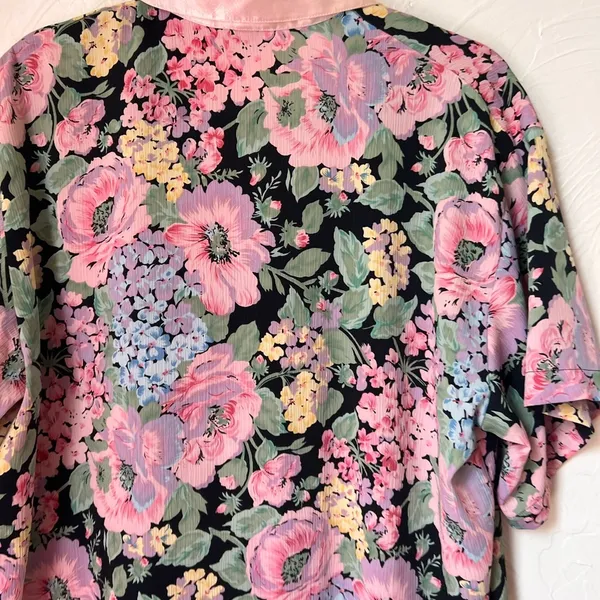 Victoria’s Secret gold label floral short sleeve night gown size S - Image 9