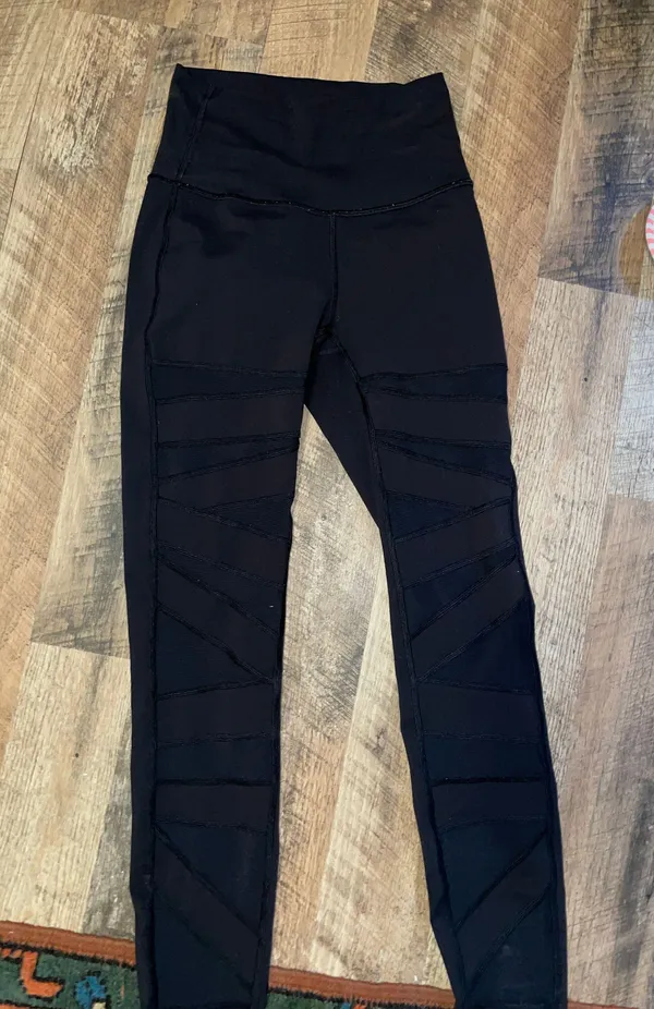 Lululemon Black  Leggings - Image 2