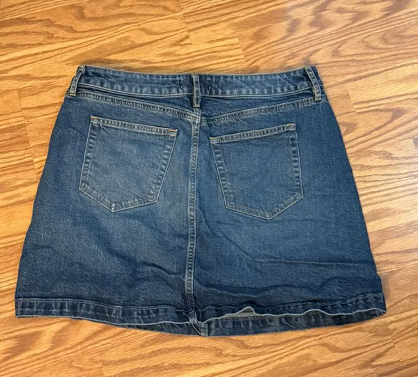 LOFT Women's Medium Wash Denim Mini Skirt - Image 3