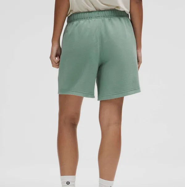 lululemon Women’s Small Scuba Mid-Rise Oversized 7" Shorts - Image 2