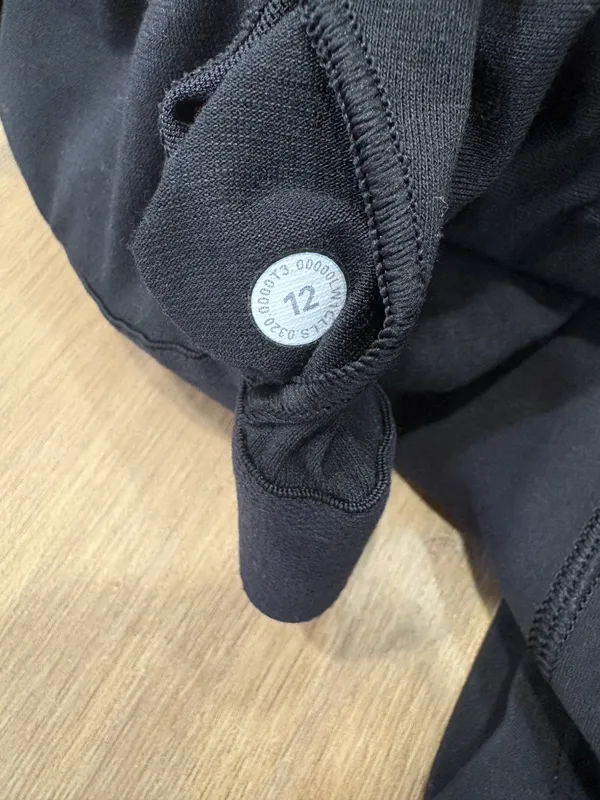 🌟 Lululemon 🌟 Key To Balance Cross Back Active Tank Black Sz 12 - Image 6
