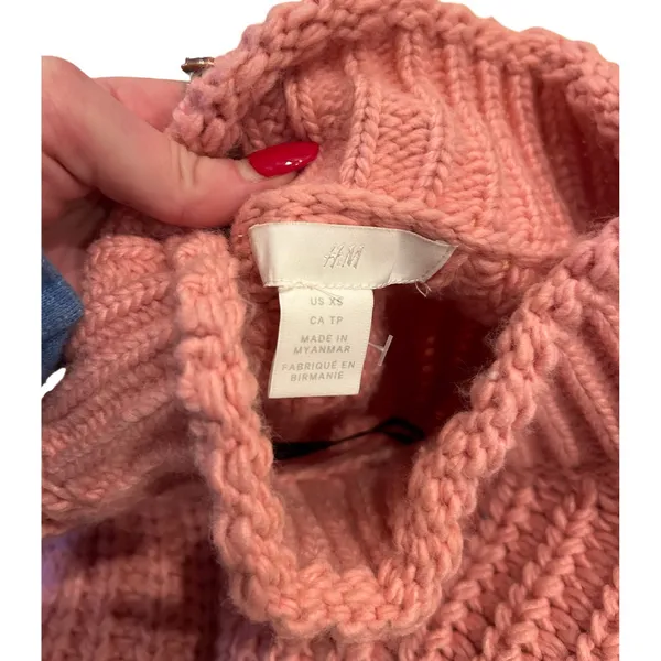 Sweater - Image 4